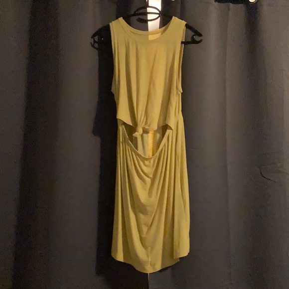 aerie yellow dress Aerie's Perfect Color for Summer Dresses A daring high slit completes the gown with polished allure Aerie Ribbed The Barre Aerie